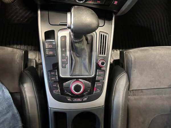 Audi A4 Avant 2.0 TDI – Image 24