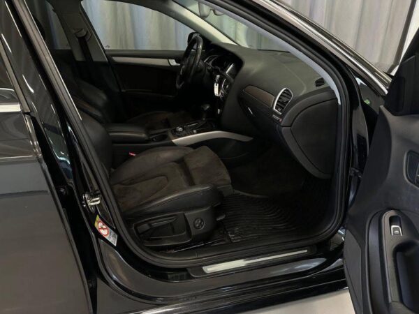 Audi A4 Avant 2.0 TDI – Image 11