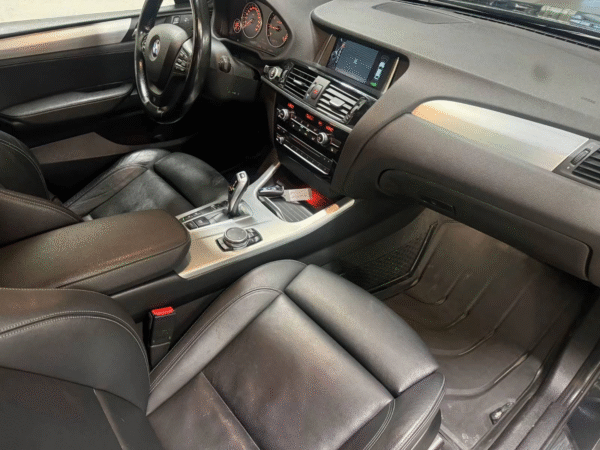 BMW X4 xDrive20d M Sport – Image 10