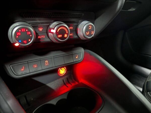 Audi A1 Sportback 1.4 TDI 90CH – 2016 – 79 000 km – Image 19