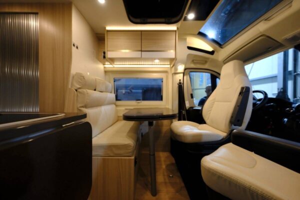 Dreamer D 43/9-G Automatik – Véhicule premium – Image 15