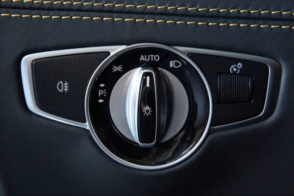 Mercedes-Benz 63 S E Performance – Édition CARBONE MAGNO – Image 24