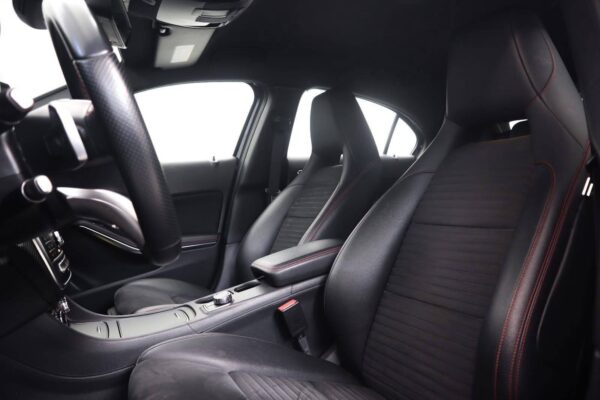 Mercedes-Benz A-Klasse A180 – 2xAMG – Garantie 4 Ans – Image 10