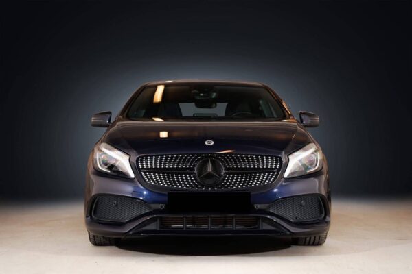 Mercedes-Benz A-Klasse A180 – 2xAMG – Garantie 4 Ans