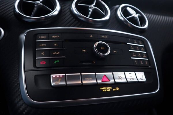 Mercedes-Benz A-Klasse A180 – 2xAMG – Garantie 4 Ans – Image 29