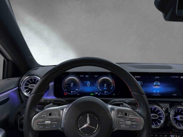 Mercedes-Benz A250e AMG Édition – 2021 – Image 9