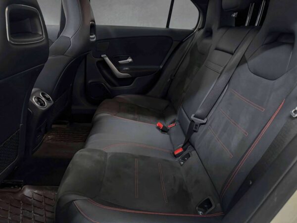 Mercedes-Benz A250e AMG Édition – 2021 – Image 16