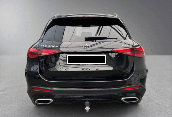 Mercedes-Benz GLC 300de 4MATIC AMG Edition – 2023 – Image 3