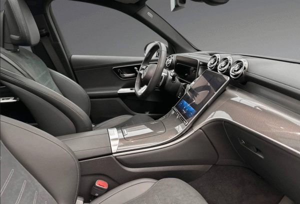 Mercedes-Benz GLC 300de 4MATIC AMG Edition – 2023 – Image 12