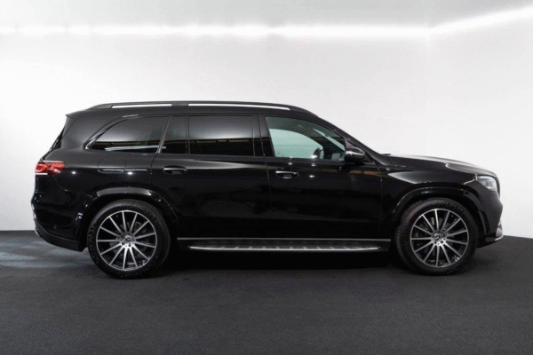 Mercedes-Benz GLS 350d 4MATIC AMG – 2020 – Image 3