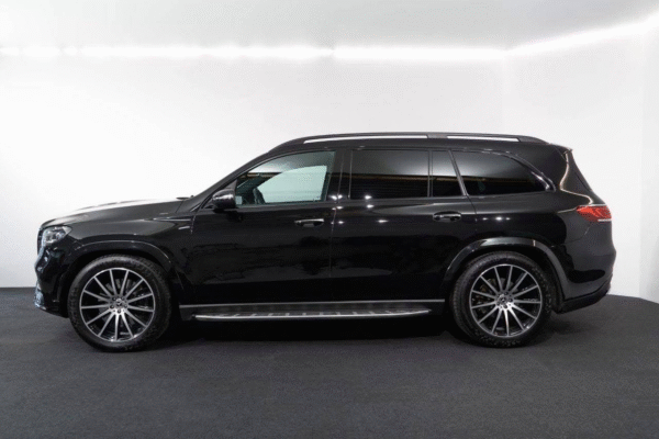 Mercedes-Benz GLS 350d 4MATIC AMG – 2020 – Image 4