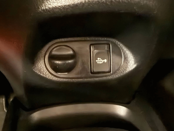 Toyota Yaris Hybrid GR - 2020 | 49 500 km | 135 CH – Image 14