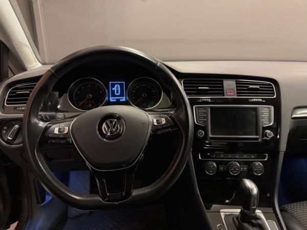 Volkswagen Golf 1.4 TSI 150 CH – HIGHLINE | 2016 – Image 9