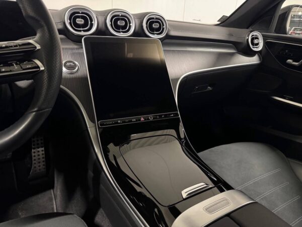 Mercedes-Benz C-Klasse 300e AMG - 2022 – Image 28