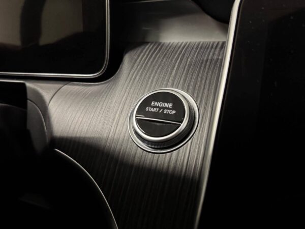 Mercedes-Benz C-Klasse 300e AMG - 2022 – Image 26