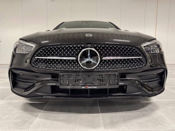 Mercedes-Benz C-Klasse 300e AMG - 2022 – Image 4