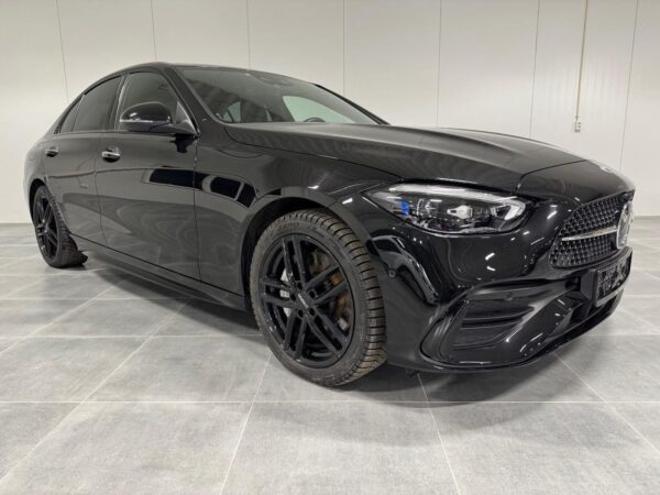 Mercedes-Benz C-Klasse 300e AMG - 2022 – Image 3