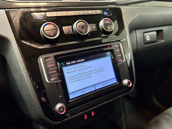Volkswagen Golf 2.0 TDI 150 – Image 14