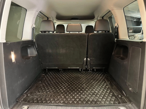 Volkswagen Golf 2.0 TDI 150 – Image 18