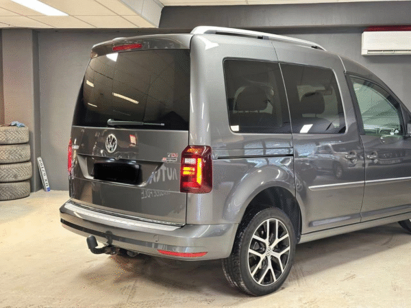 Volkswagen Golf 2.0 TDI 150 – Image 6
