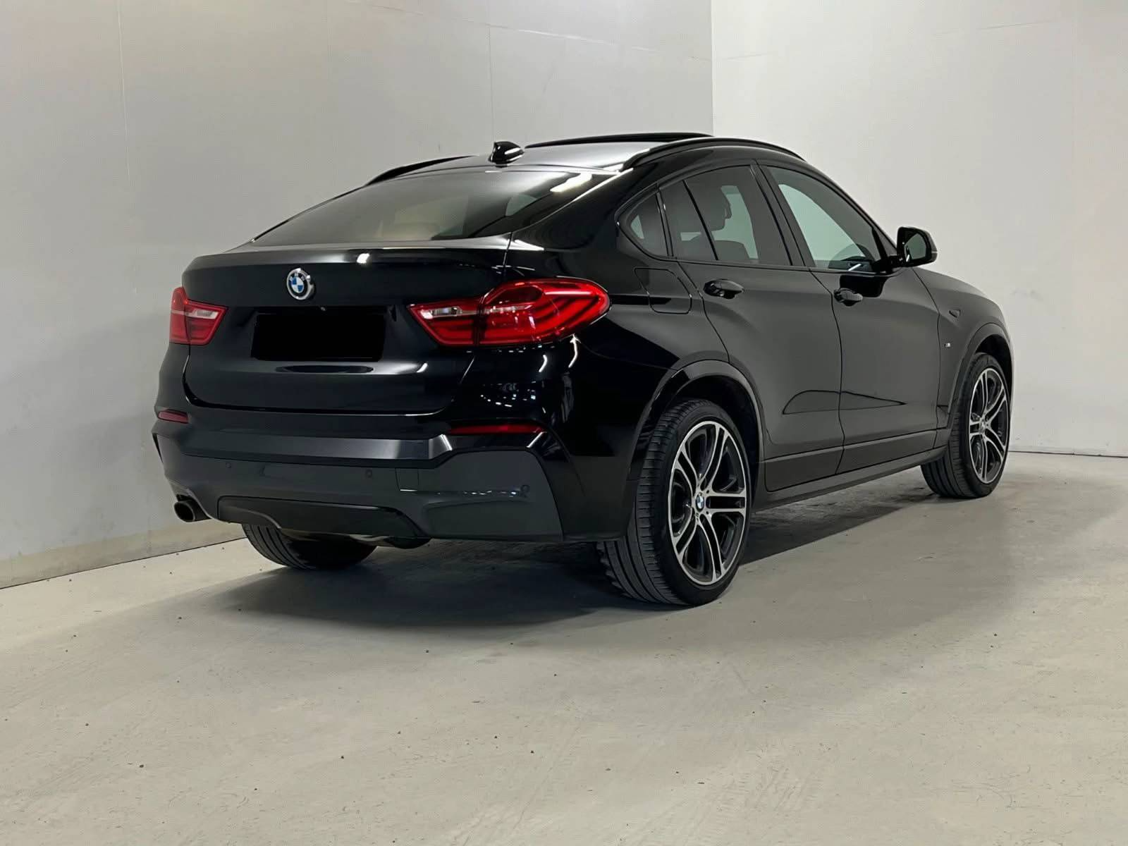 BMW X4 20d xDrive M-SPORT - 2015 – Image 10