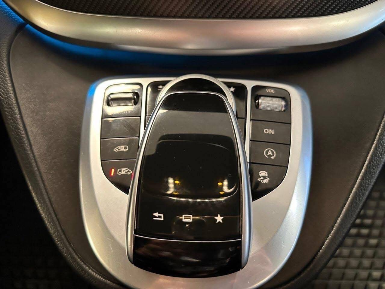 Mercedes Classe V 250d AMG 4Matic (2016) – Image 24