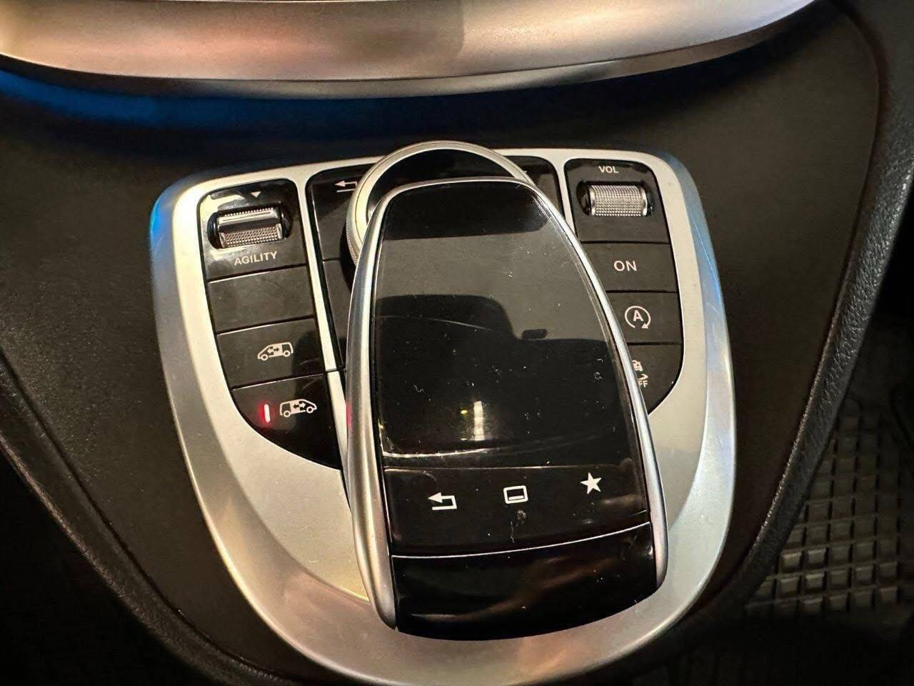 Mercedes Classe V 250d AMG 4Matic (2016) – Image 22