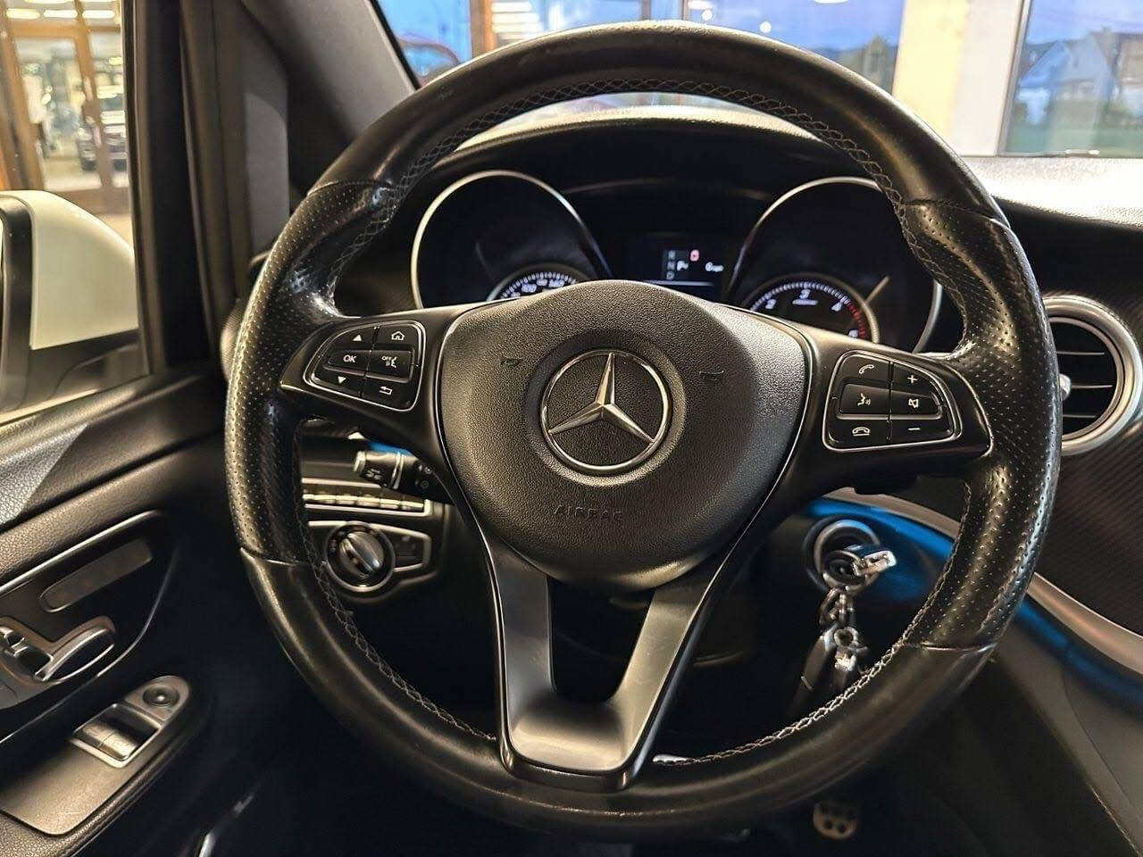 Mercedes Classe V 250d AMG 4Matic (2016) – Image 10