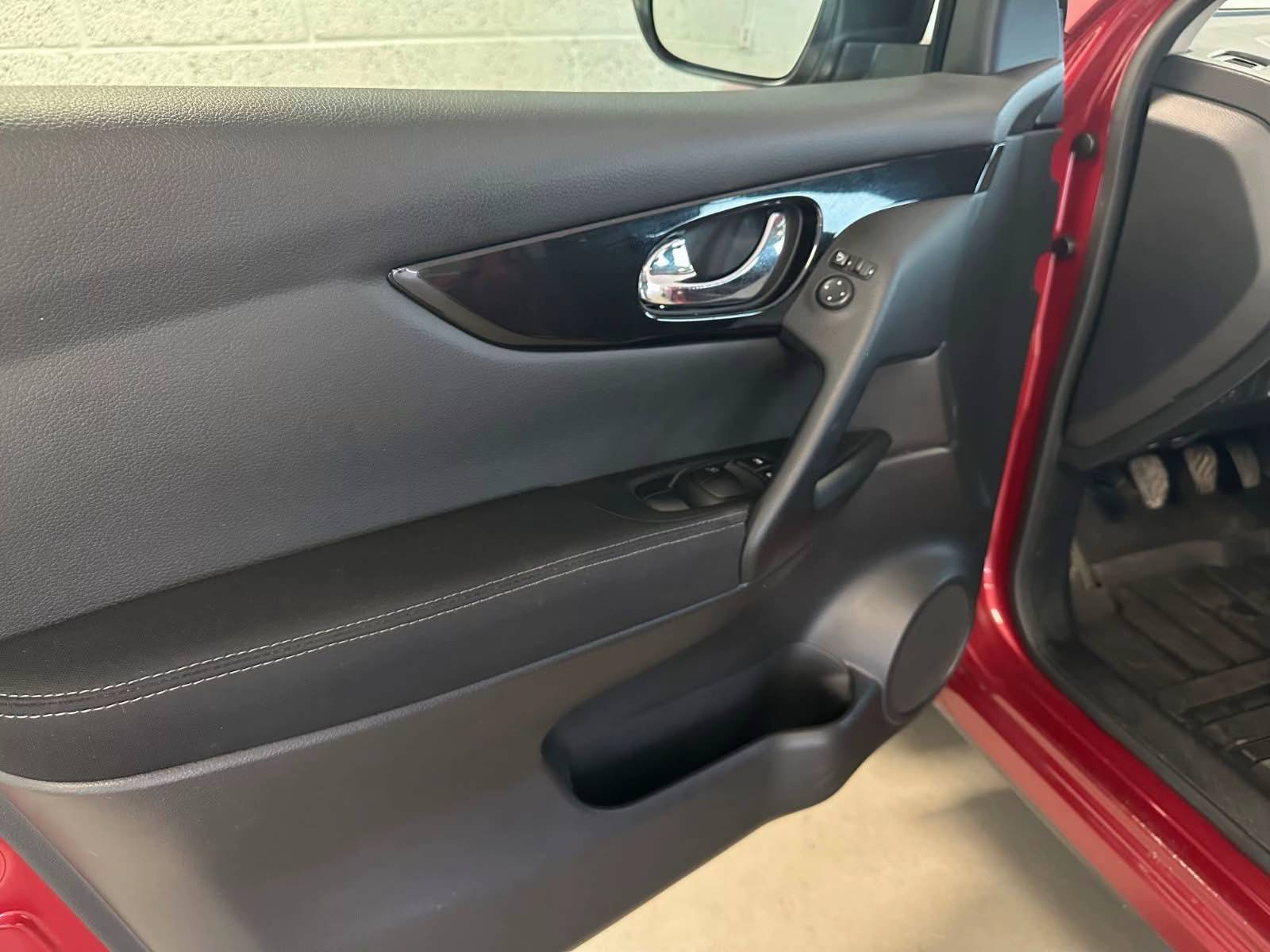 Nissan Qashqai 1.2 DIG-T | Essence | 2014 – Image 14