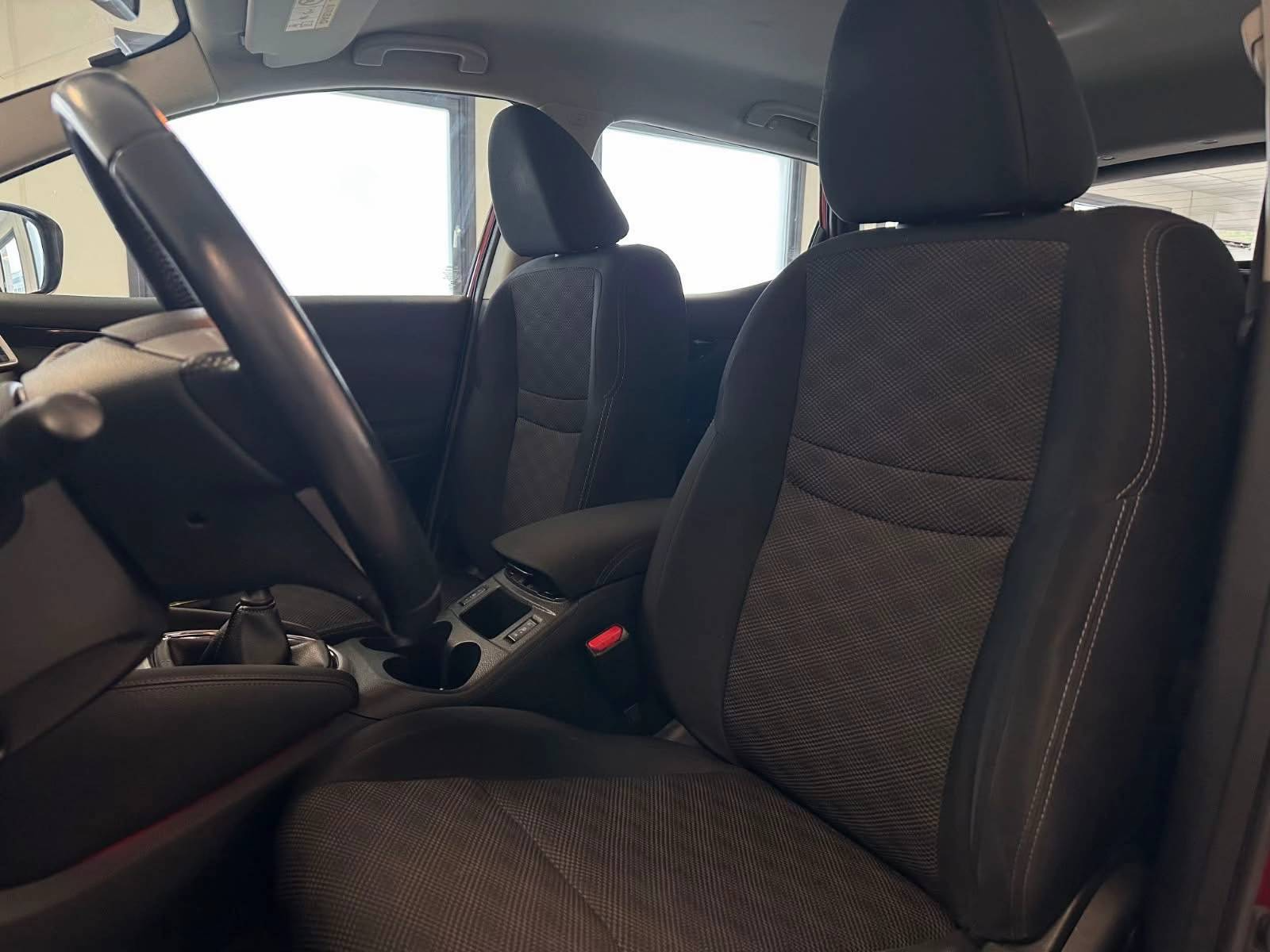 Nissan Qashqai 1.2 DIG-T | Essence | 2014 – Image 13