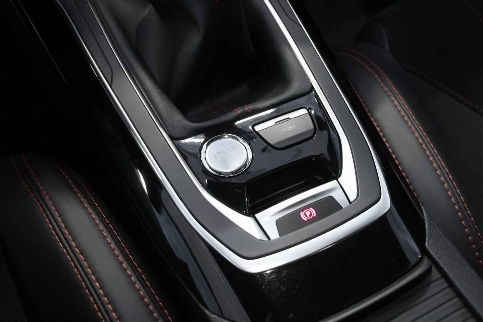 Peugeot 308 GTI – 272 CH – 2016 – Image 16