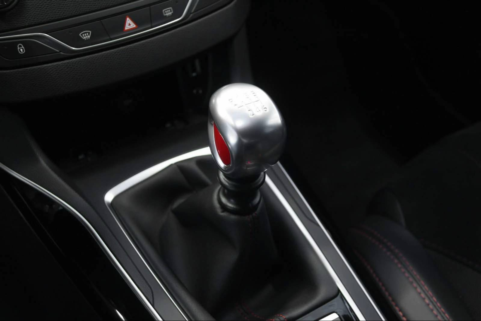 Peugeot 308 GTI – 272 CH – 2016 – Image 17