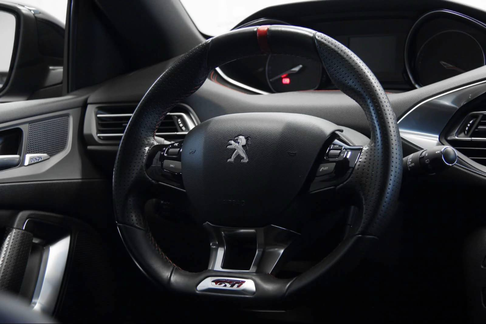 Peugeot 308 GTI – 272 CH – 2016 – Image 11