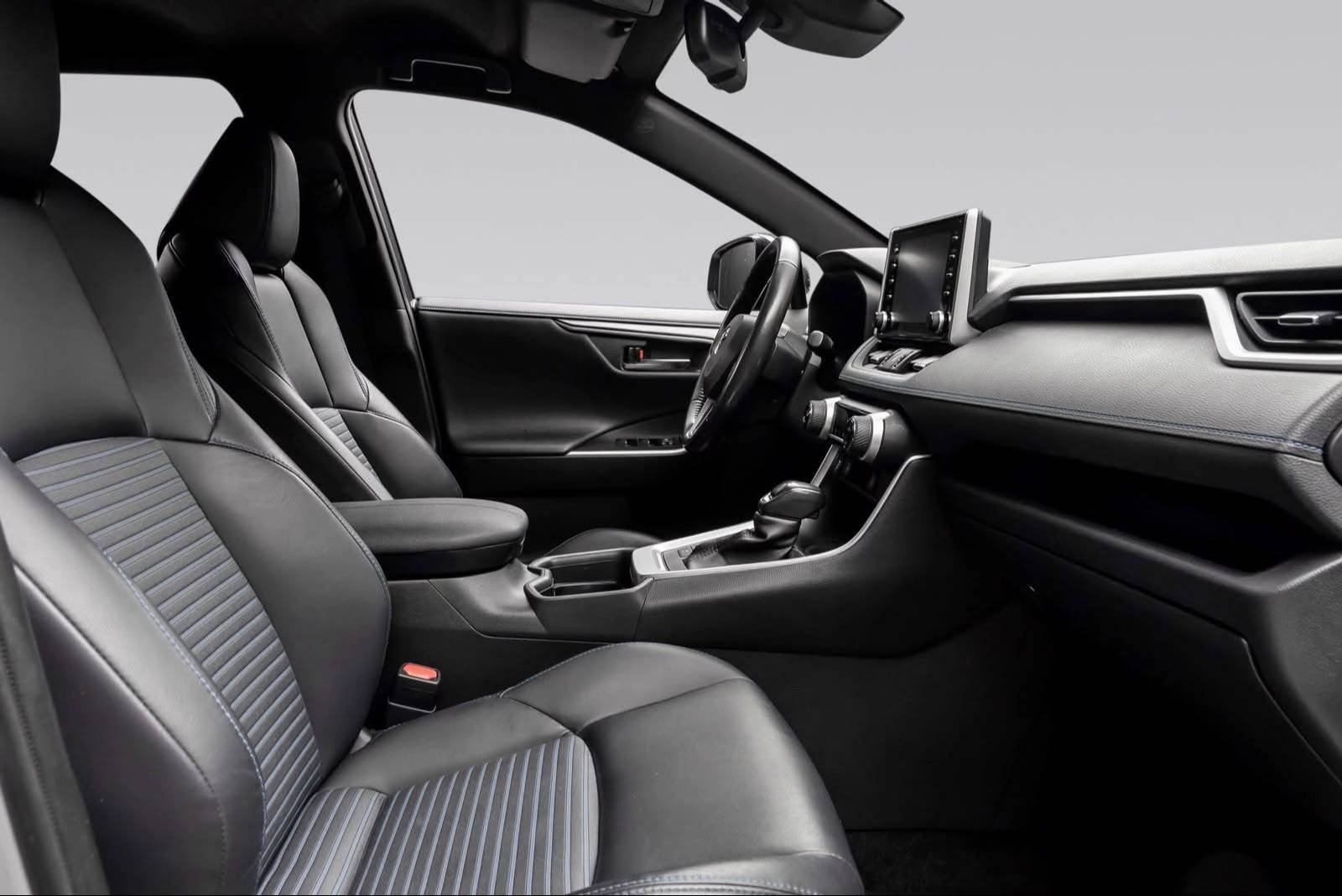 Toyota RAV4 HYBRID 2020 – Image 21