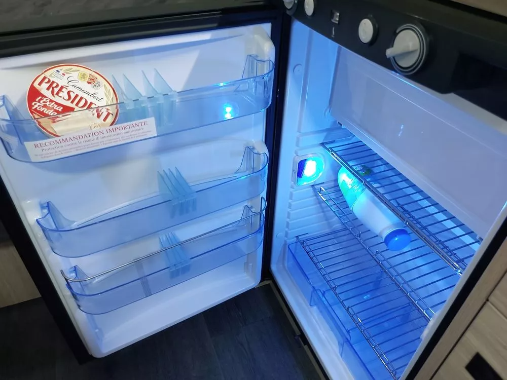 Caravane CARAVELAIR ALBA 390 – Image 11