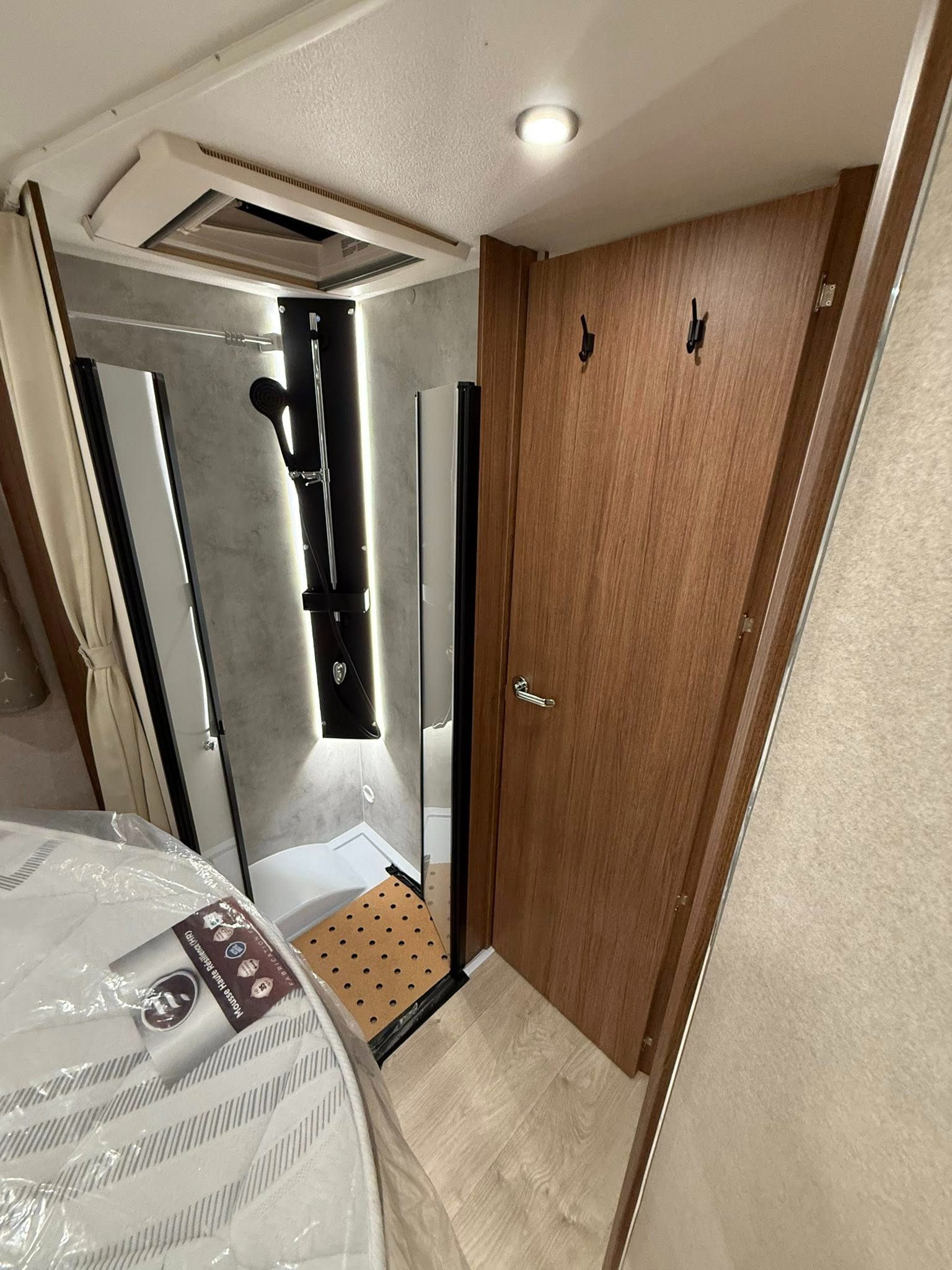 Profilé Elister 73 LMF – Image 12