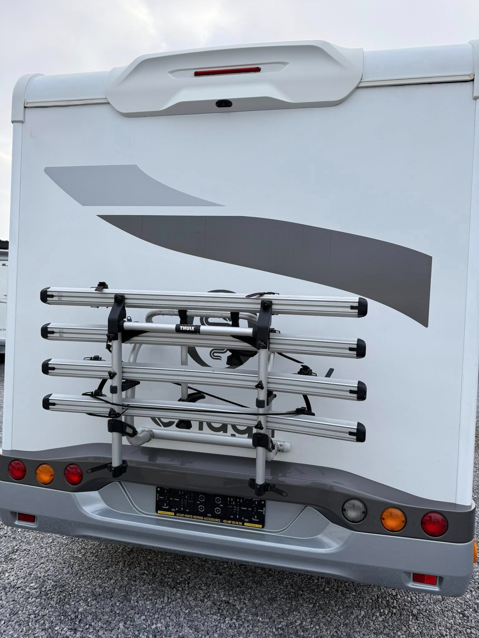 Magnifique Camping Car Intégral Elnagh Magnum 530 Boite auto 160cv – Image 4